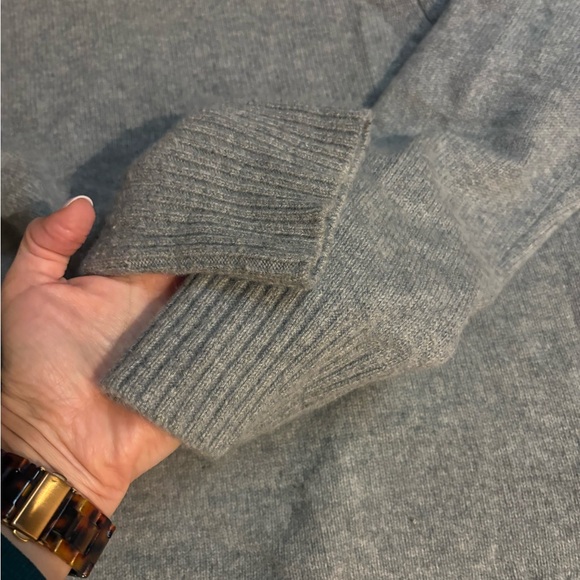 Quince Light Gray Cashmere Crewneck Sweater - Picture 4 of 7